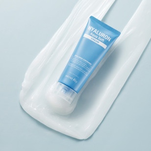 透明質酸水潤柔膚霜 150g **新登場** [令皮膚保持水潤和彈性, 亦可作睡眠面膜和混合粉基底液一同使用]